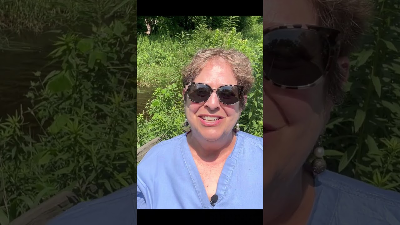 What happens when the doctor is ... #drnailnipper #footcare #podiatry 1