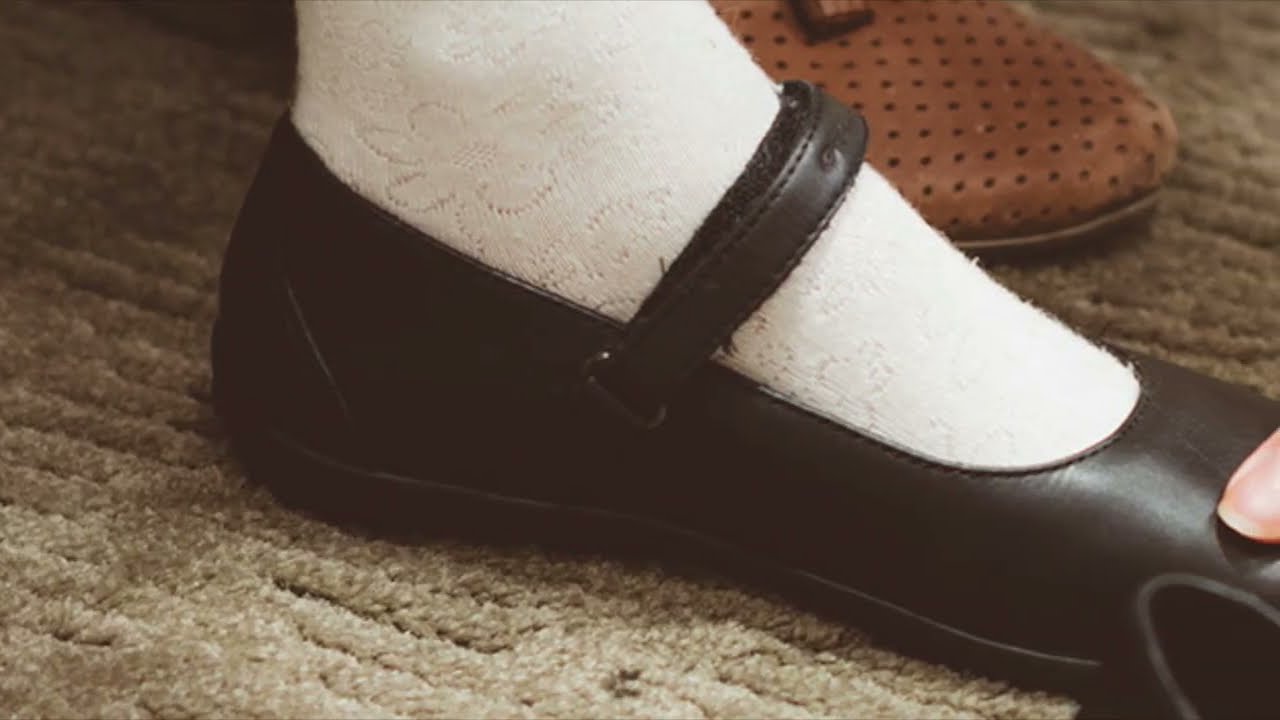 Dr Nail Nipper - Long 2nd Toes and Thick Nails - Intro 1