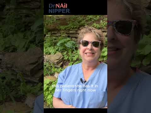 She Has Gout, But Not in Her Foot #foothealth #drnailnipper #podiatrycare 1